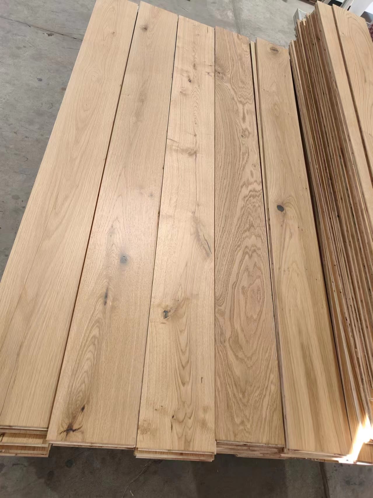 natural color engineered oak plank flooring european oak texture
