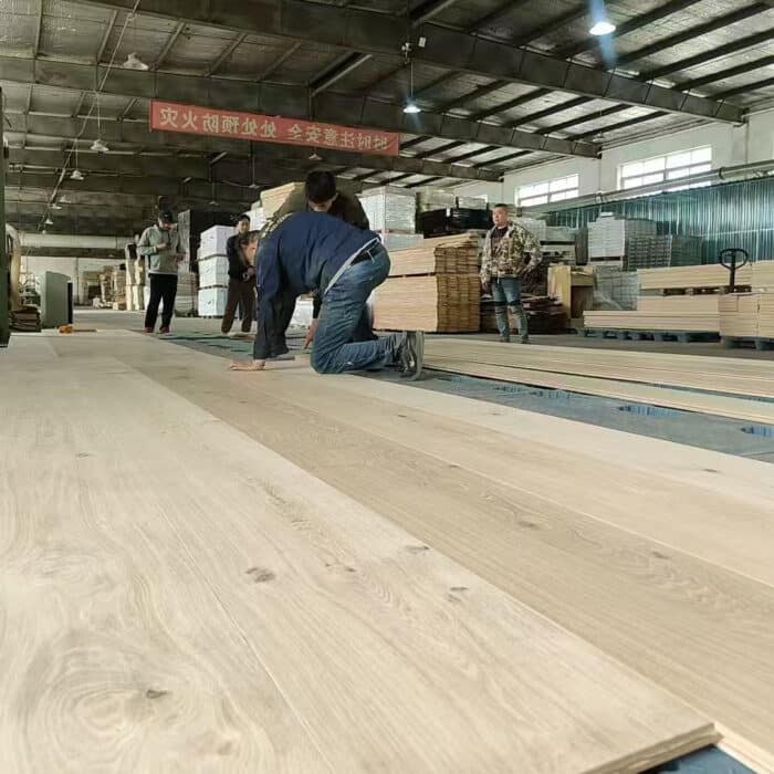 professional engineered wood flooring supplier with modern factory and large scale production capacity