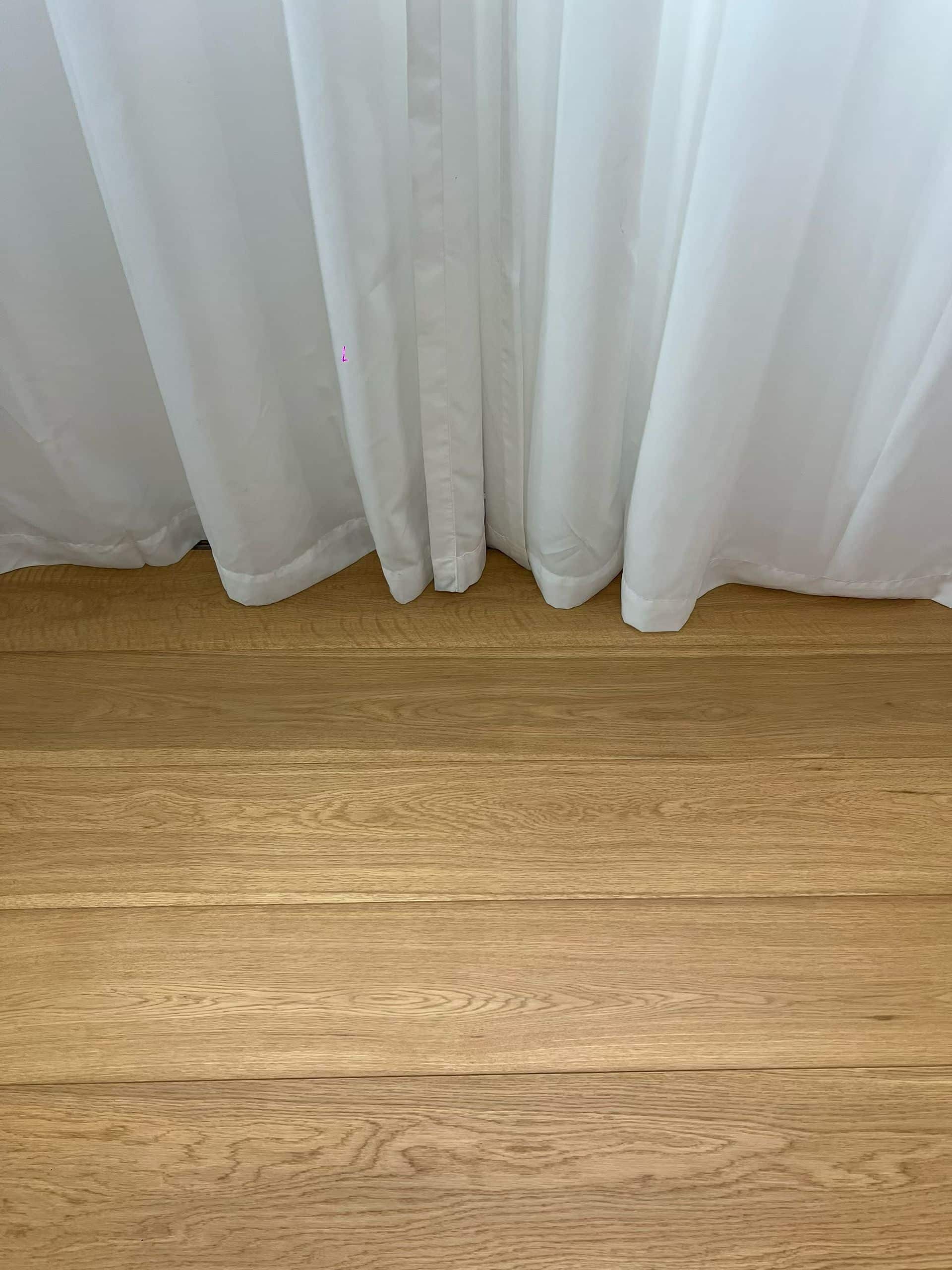 engineered plank flooring wood grain texture detail