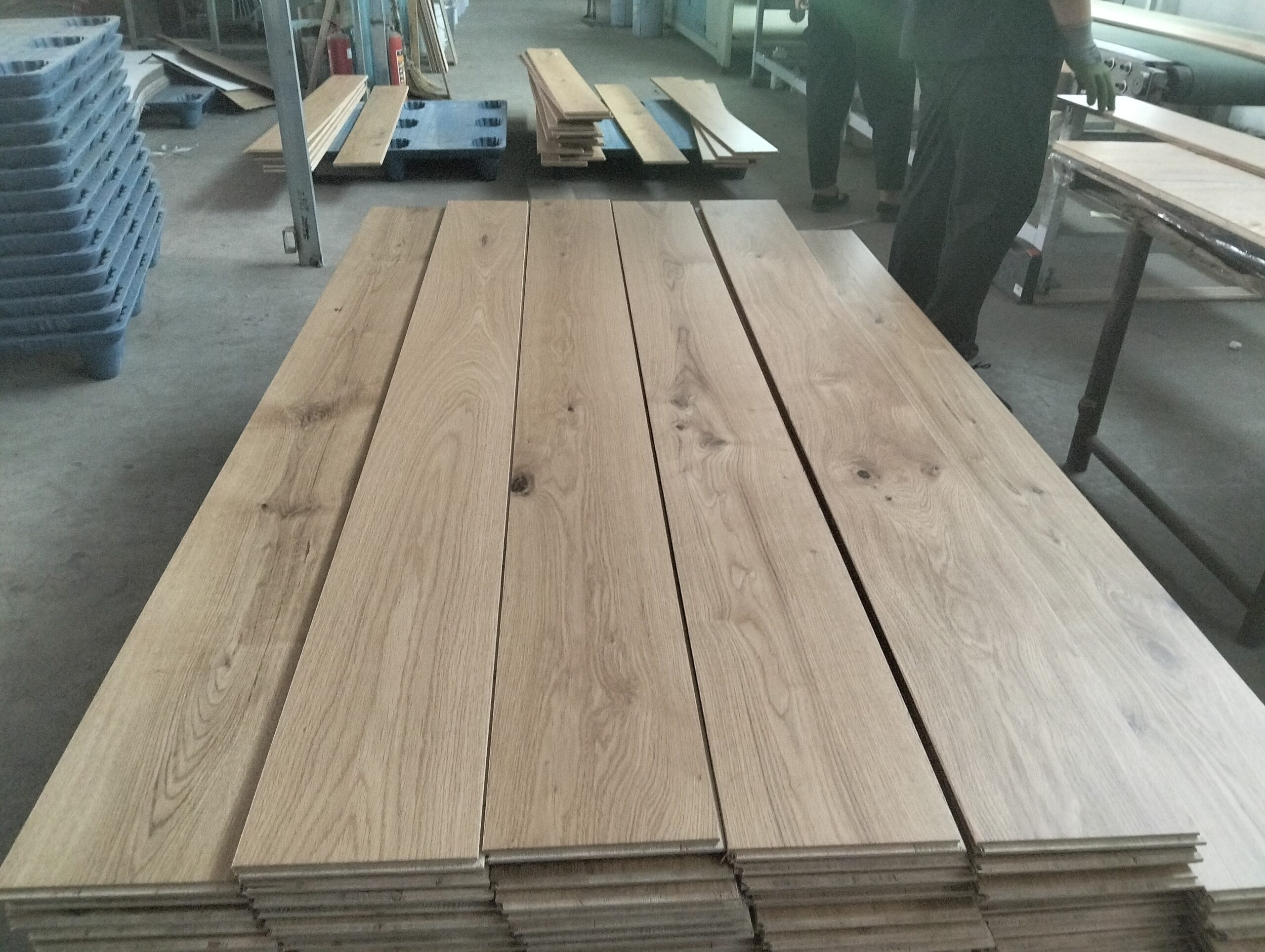natural oak engineered plank flooring budget project residential commercial use