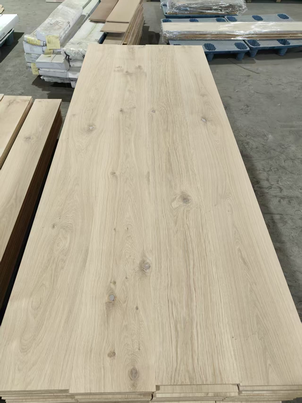 unfinished solid oak slab flooring for luxury interior design