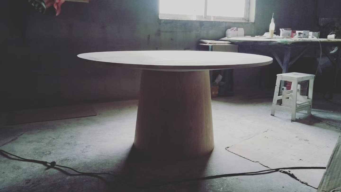 modern mushroom dining table for luxury interior design