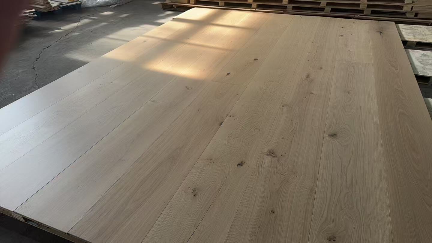 engineered oak plank flooring for modern interiors