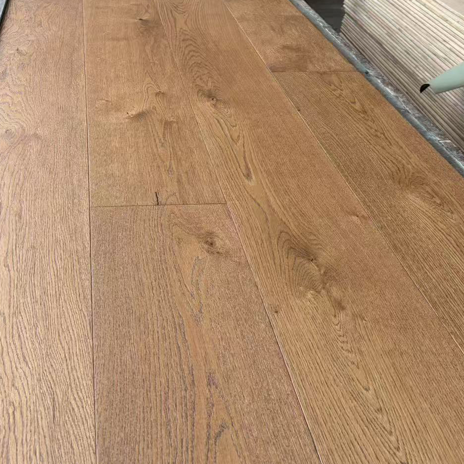 High Grade Engineered Oak Plank Flooring
