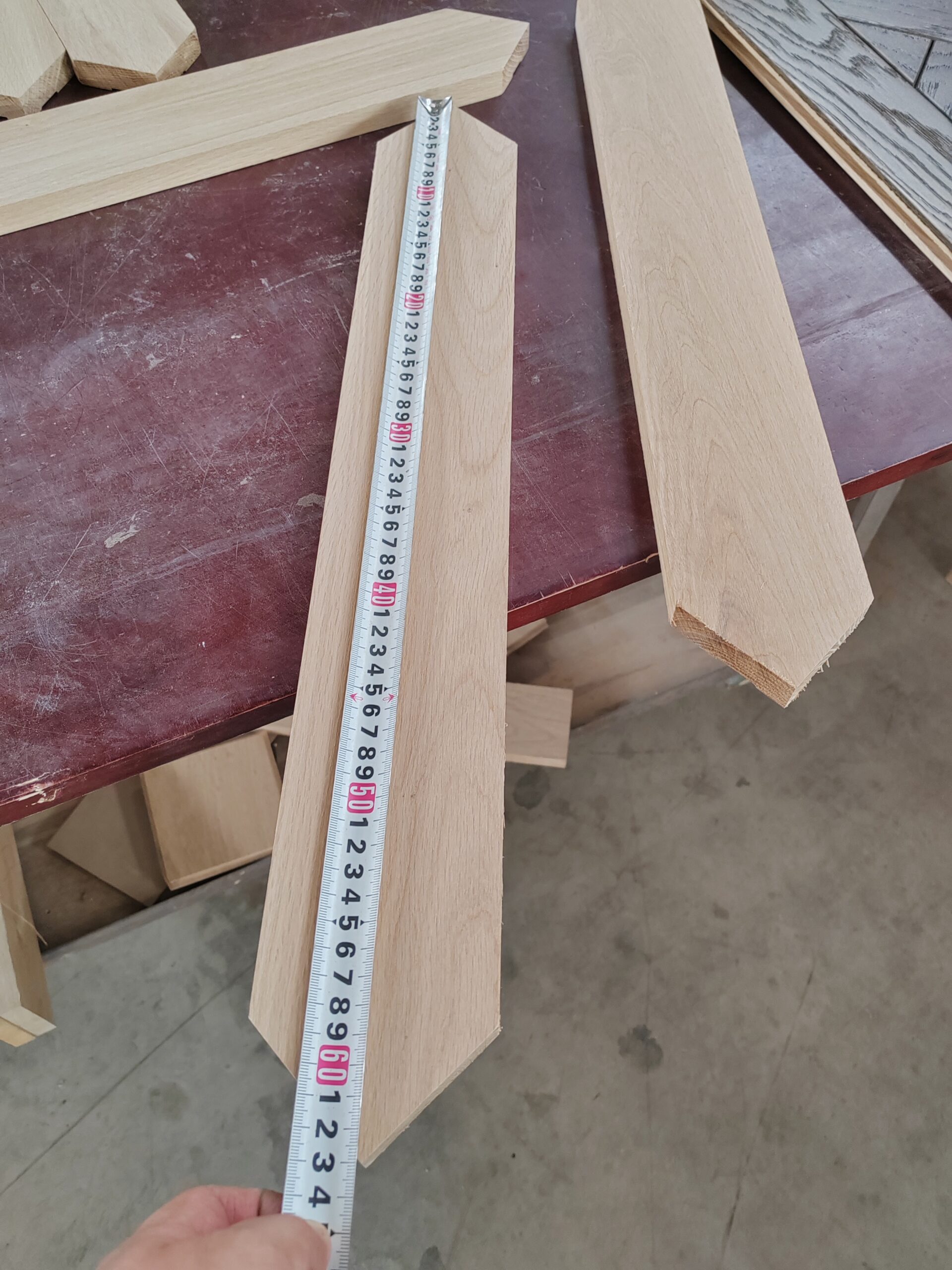 Large Format Solid Pattern Frame Flooring