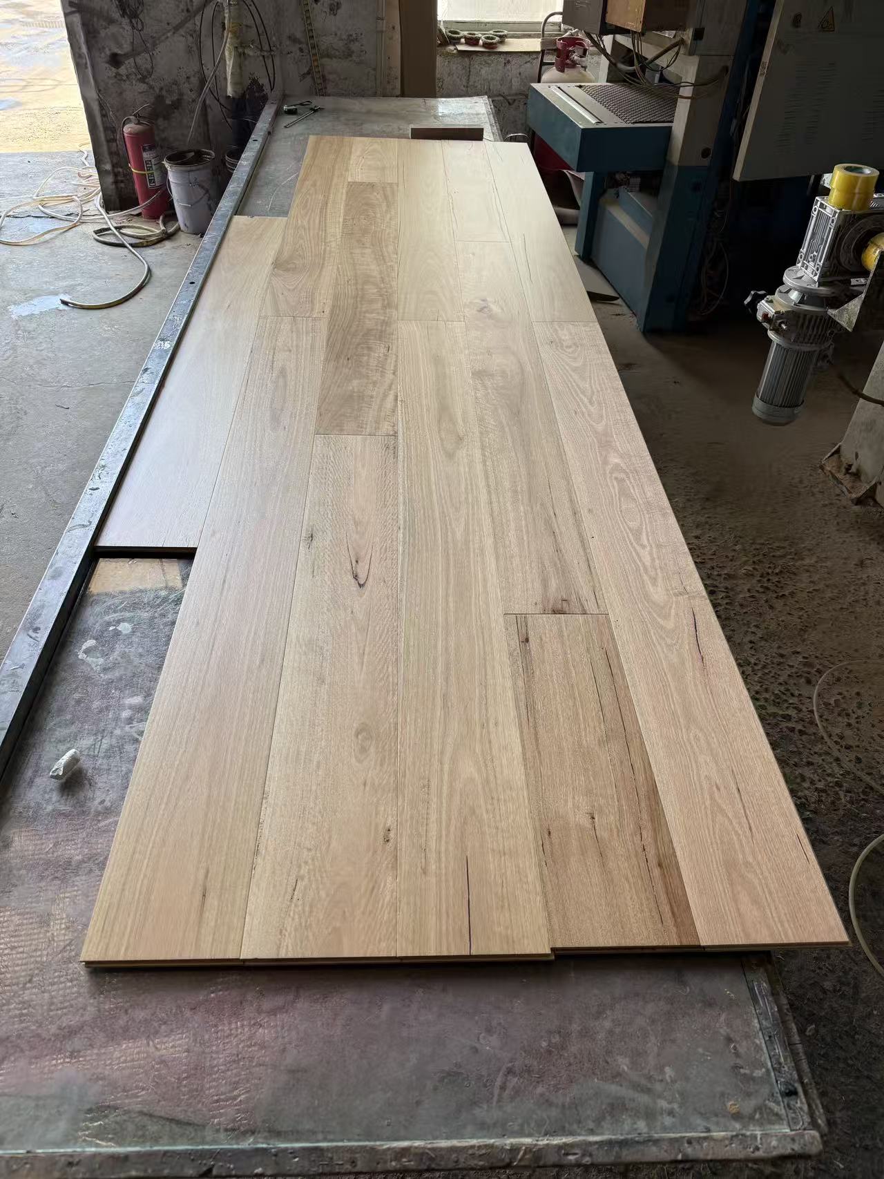 multilayer Black Butt engineered flooring structure