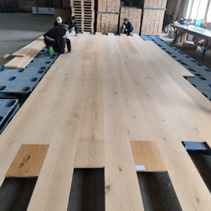 Super Size Wood Flooring Guide: How to Choose the Right Wide and Long Planks