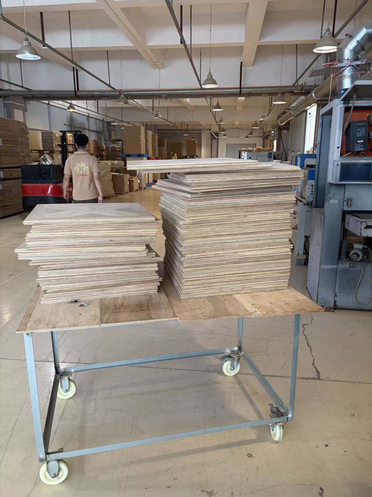 natural color engineered oak Versailles flooring bulk production